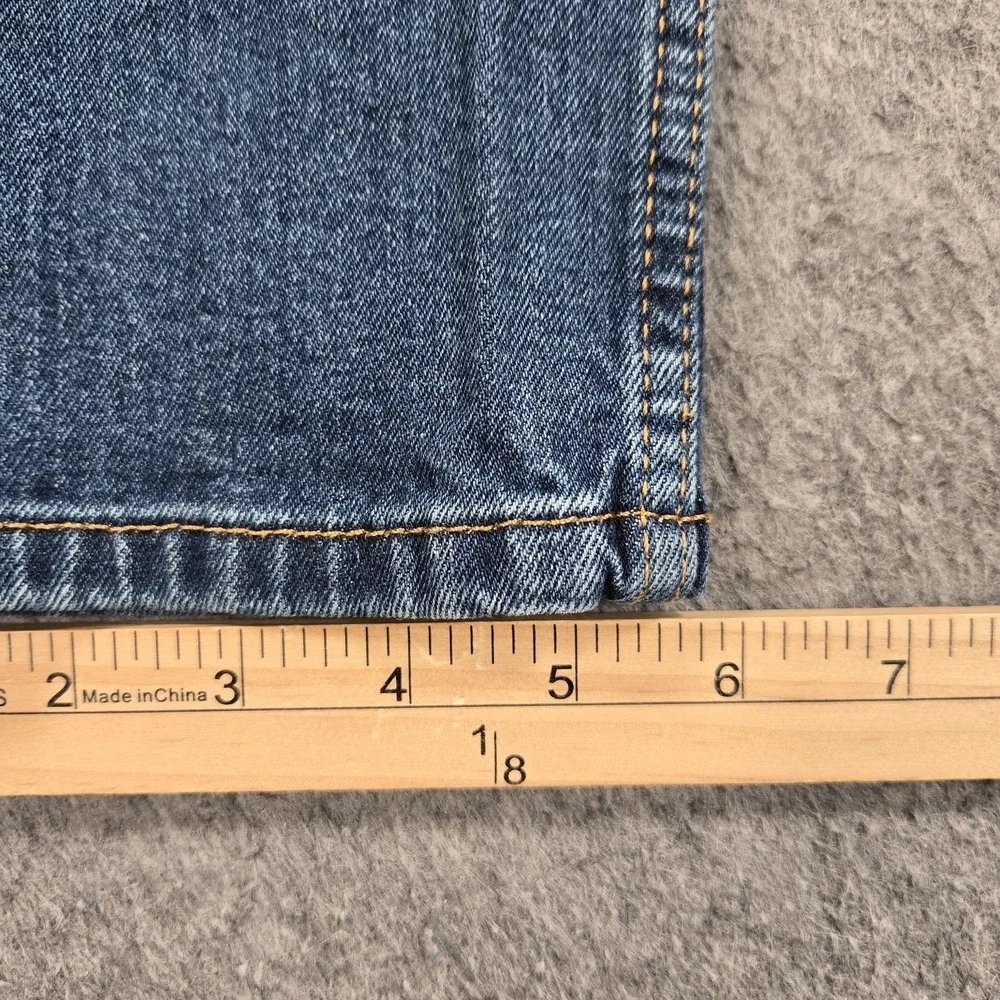 Levis 511 Jeans Mens 28x30 (tag 28x32) Blue Medium Wash Slim Taper Denim